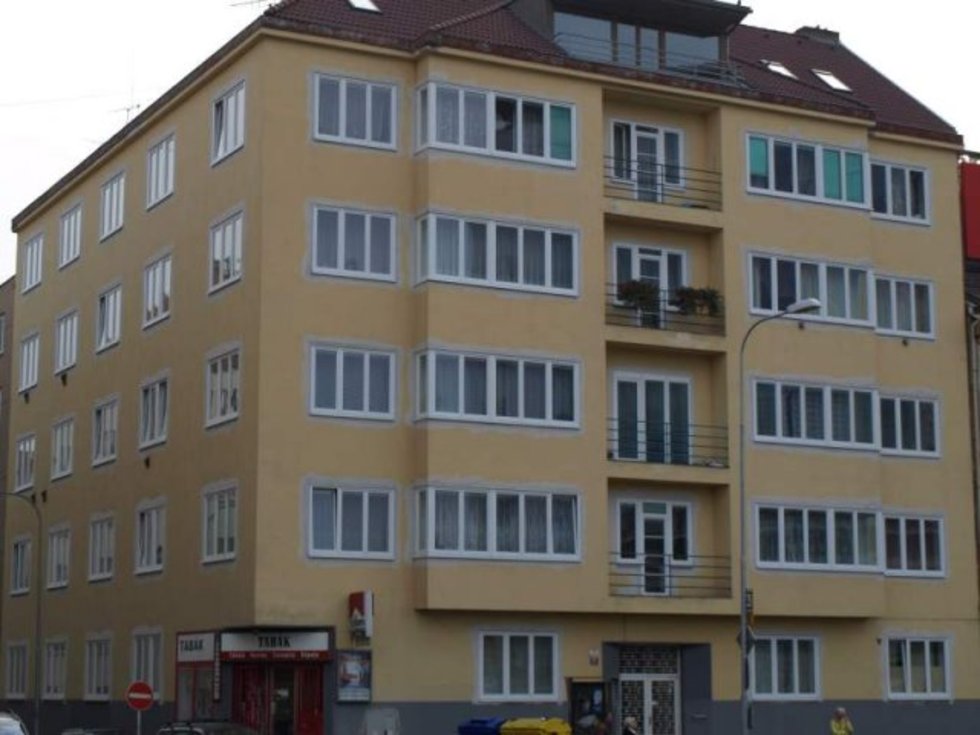 Plastová okna BD Křížkovského 1 Brno