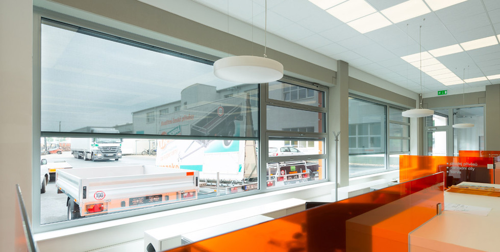 Venkovní screenová roleta SCREEN